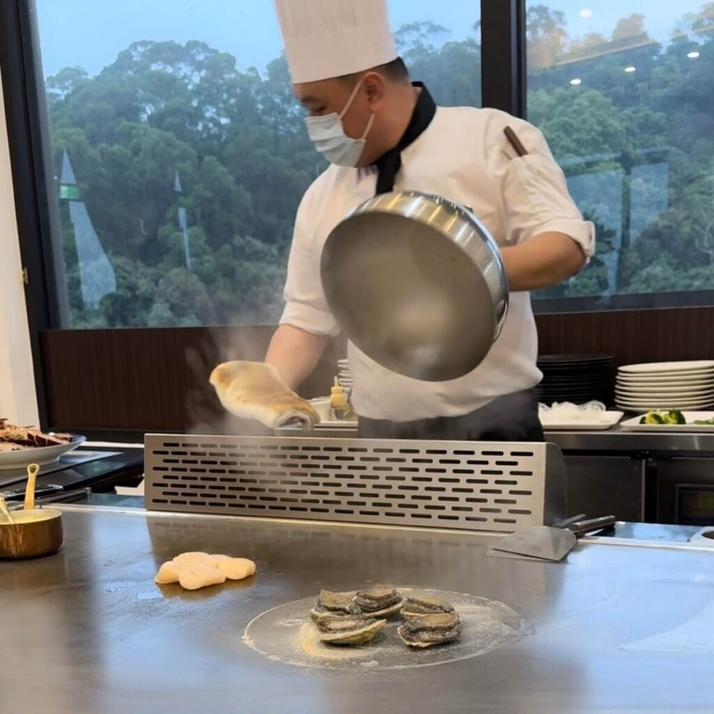 苗栗美食後花園鐵板燒，新鮮料理南非鮑魚